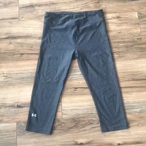 Under armour cropped leggings